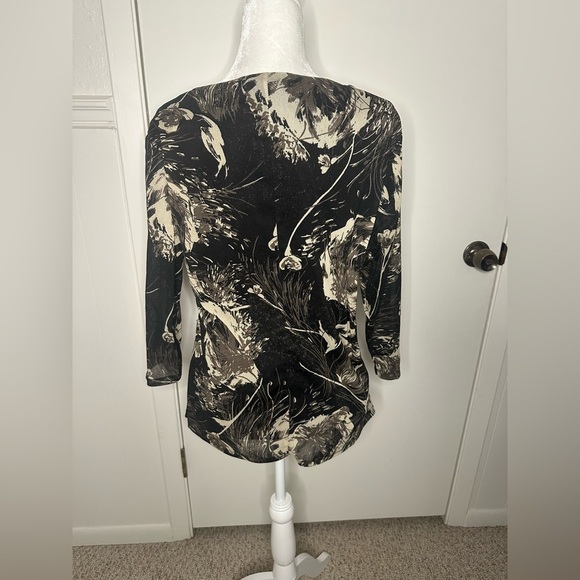 Coldwater Creek Black and Cream Asymmetrical Wrap Blouse size 1X 16W-18W - Picture 3 of 8